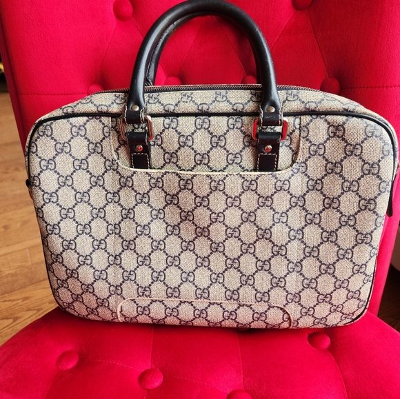 Authentic Gucci Supreme Monogram Laptop Document Bag Preloved - Picture 3 of 17